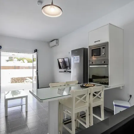 Villa New Lanzasuites Playa Blanca