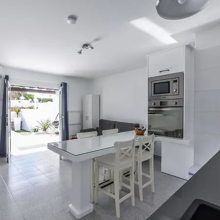 فيلة New Lanzasuites *