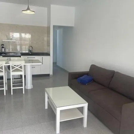 Vila New Lanzasuites *