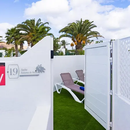 Vila New Lanzasuites