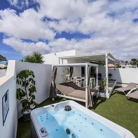 Vila New Lanzasuites *